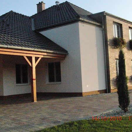 Penzion Bocheta Nový Jičín エクステリア 写真